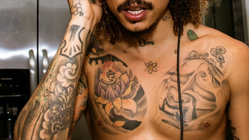 chest shoulder sleeve combination tattoo men